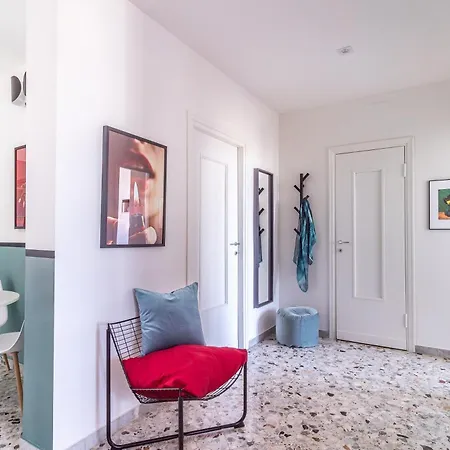 Duomo-centrale With Privacy And View Апартаменты