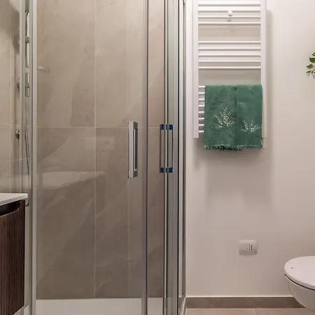 Melchiorre Gioia 67 Apartamento