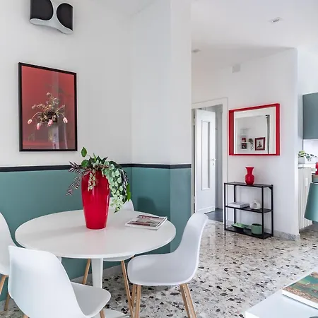 Apartament Melchiorre Gioia 67 *