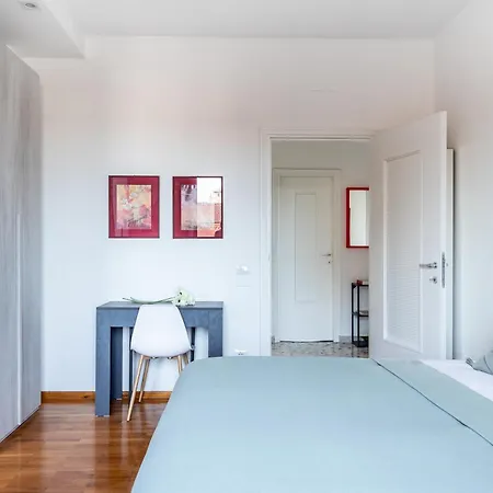 Melchiorre Gioia 67 Apartment *