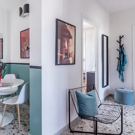 Apartment Melchiorre Gioia 67 Milan